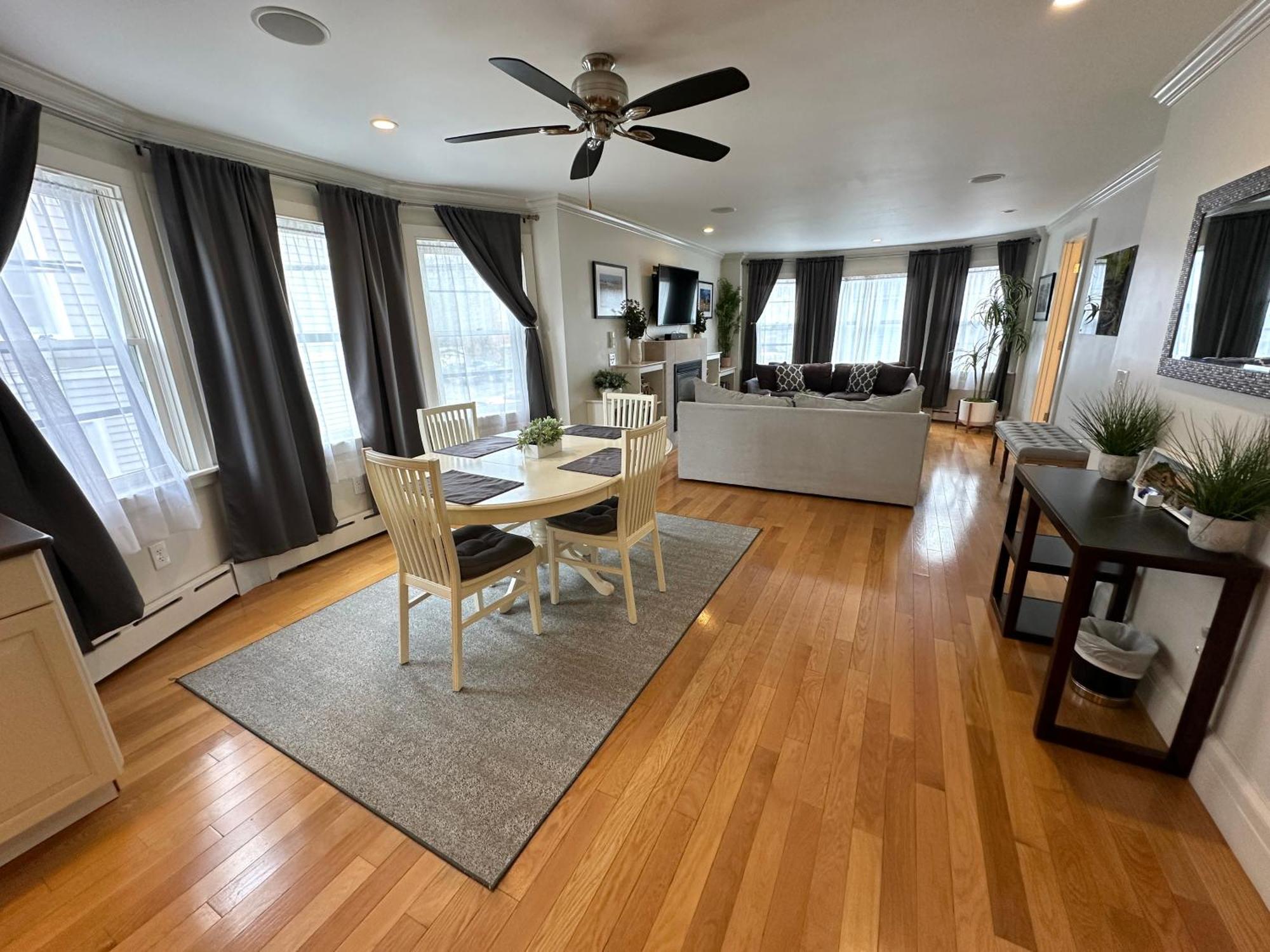 86 Drm House Apartment นิวพอร์ต ภายนอก รูปภาพ