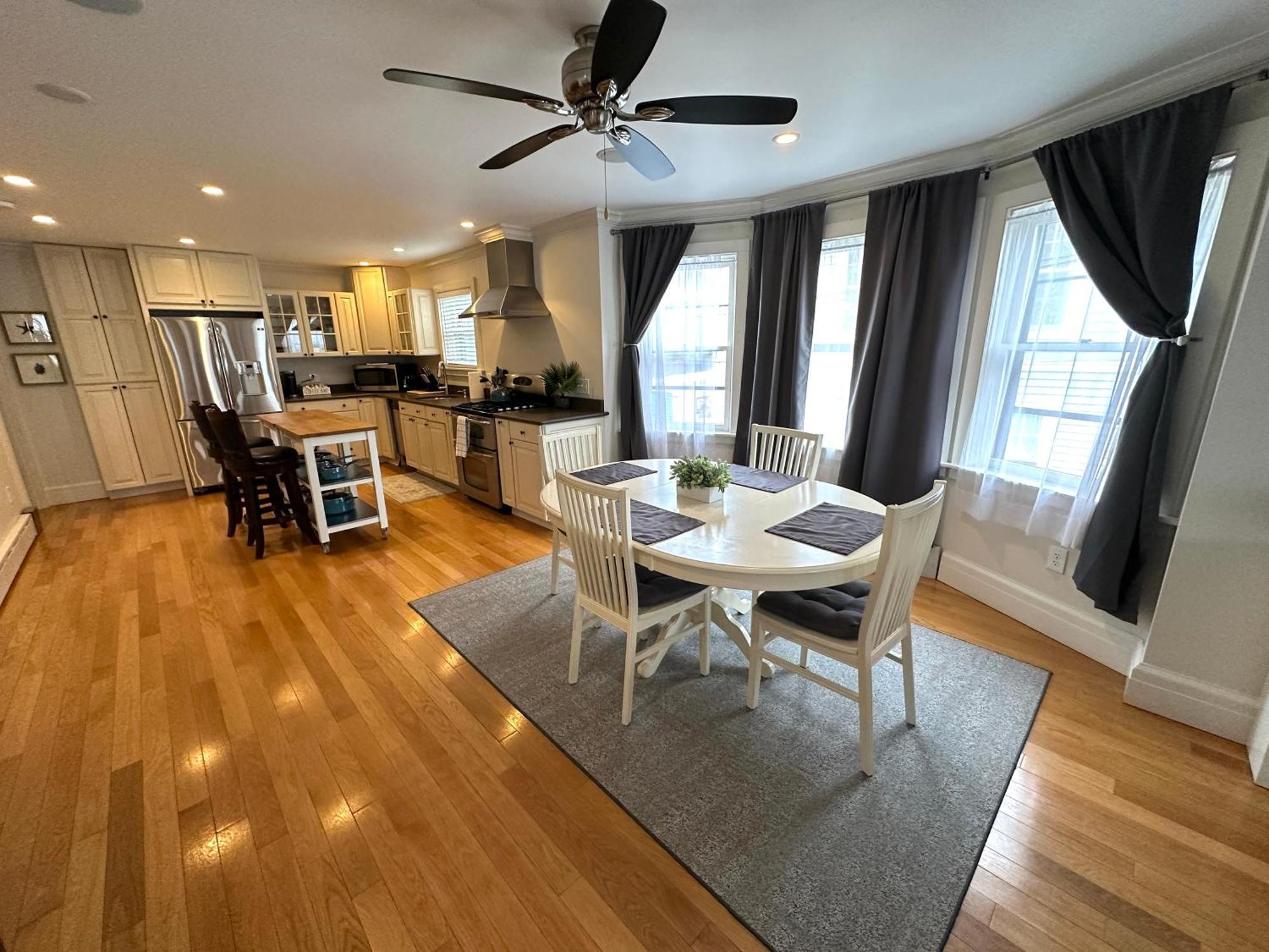 86 Drm House Apartment นิวพอร์ต ภายนอก รูปภาพ