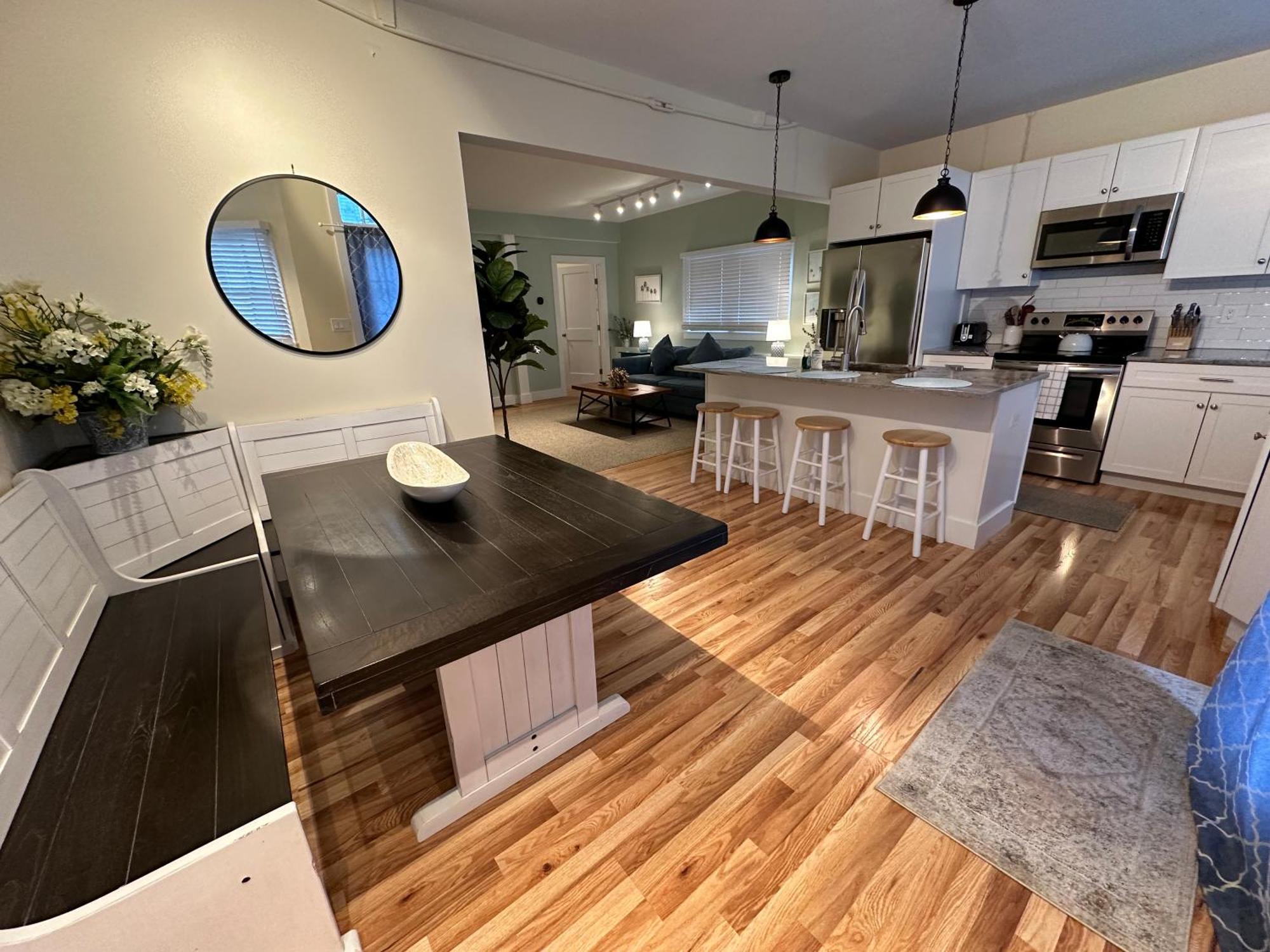 86 Drm House Apartment นิวพอร์ต ภายนอก รูปภาพ